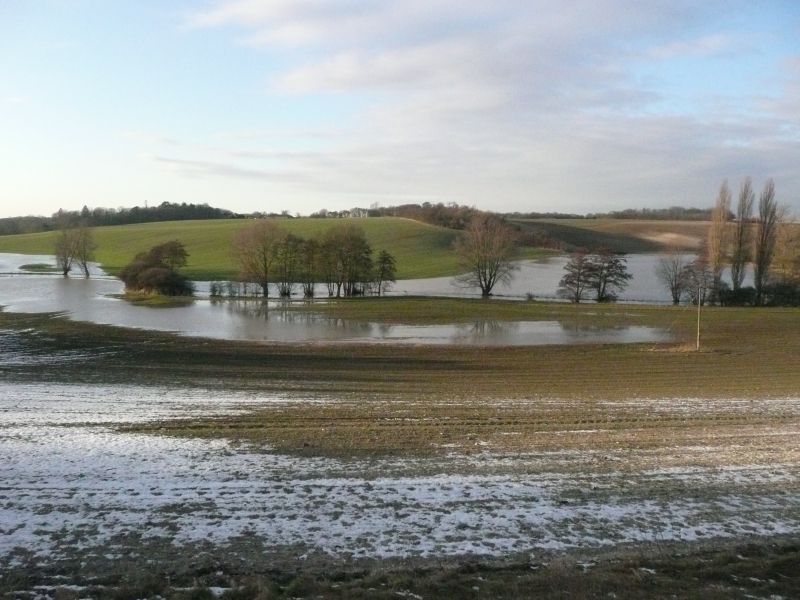 Flooded curve at the Mash 2009
